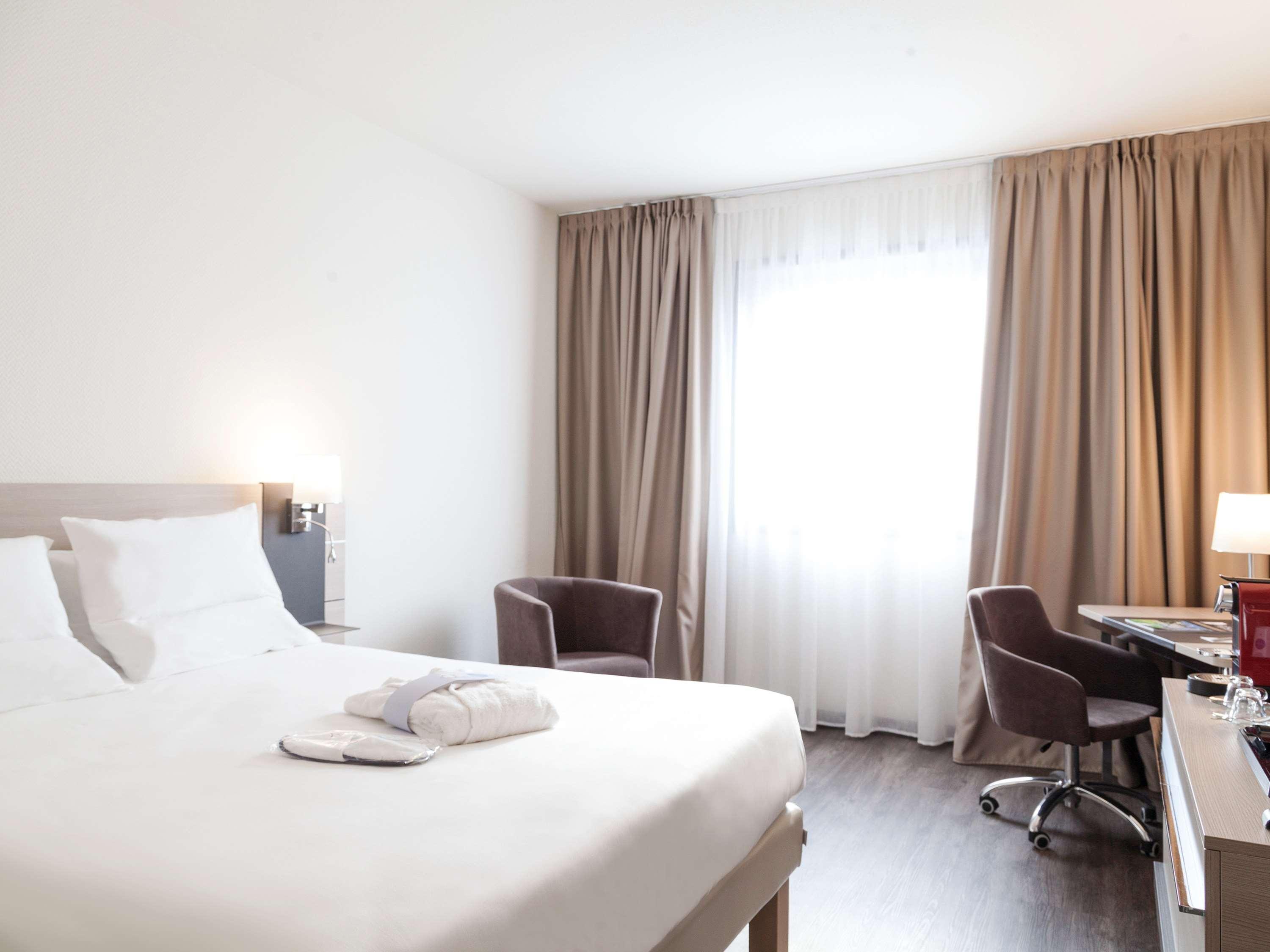 Novotel Brescia Due Exterior photo